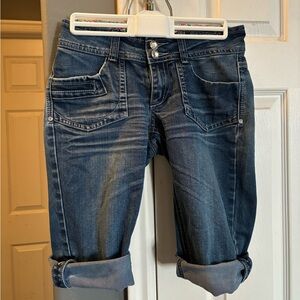 Cute Junior Capris/Shorts. Waist 29”